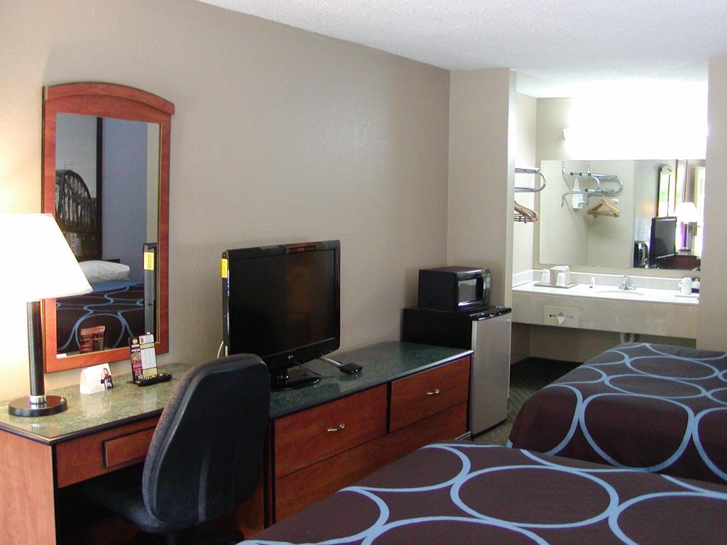 Super 8 By Wyndham Bossier City/Shreveport Area Exterior foto
