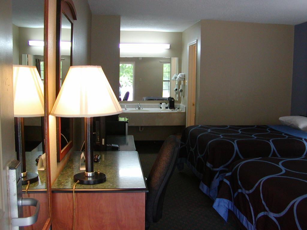 Super 8 By Wyndham Bossier City/Shreveport Area Exterior foto